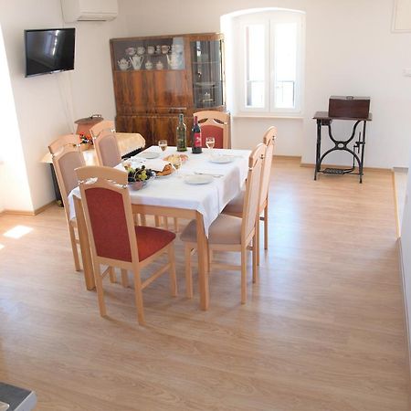 Apartment Rado Врбник Экстерьер фото