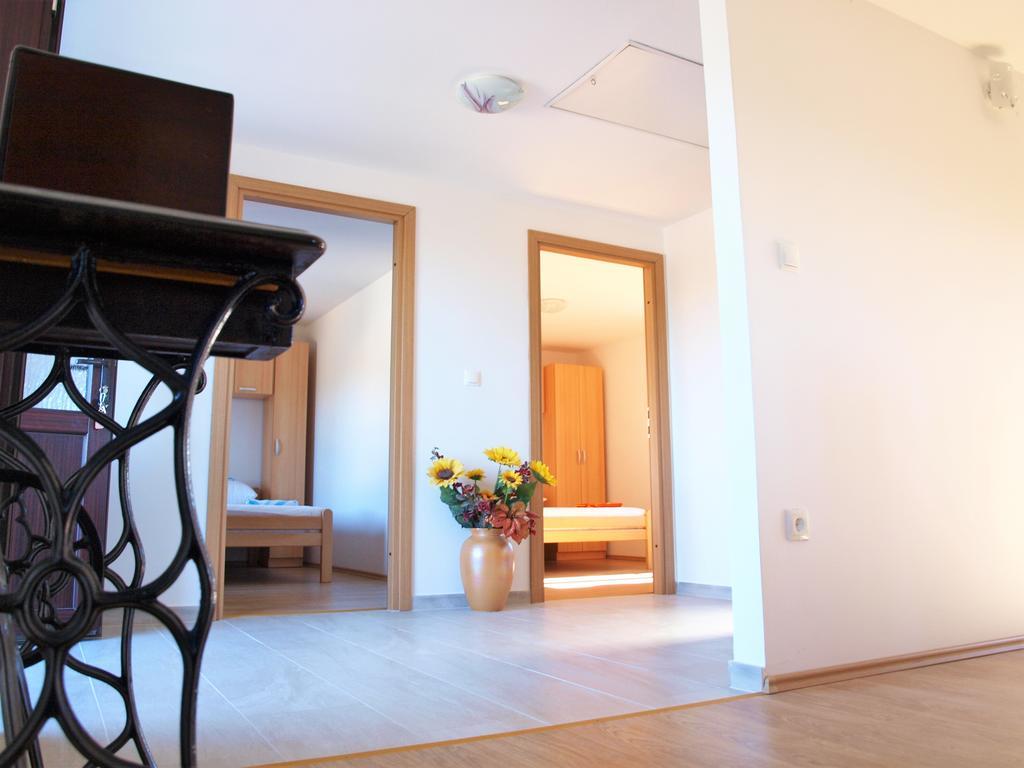 Apartment Rado Врбник Экстерьер фото